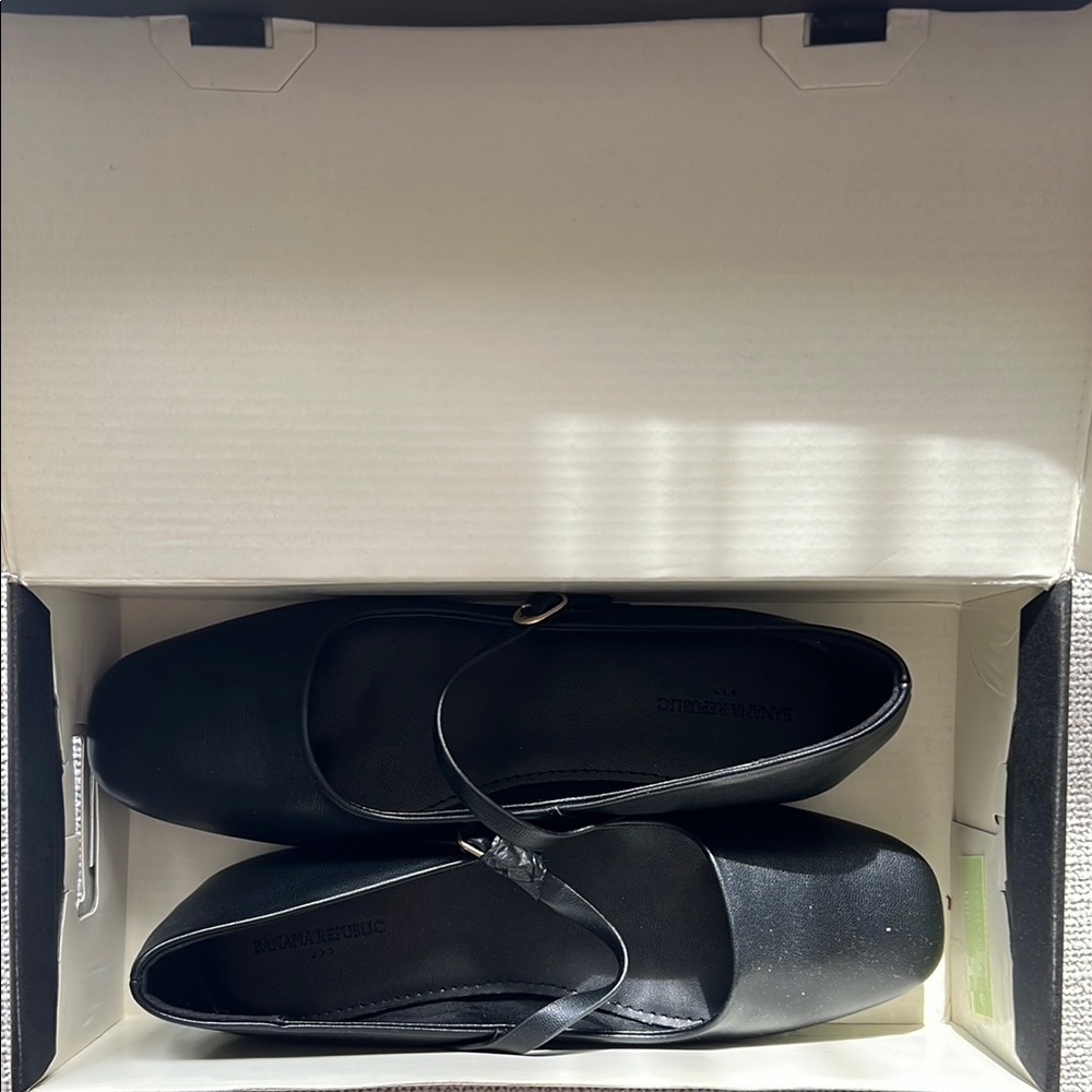 Banana Republic Black Women’s Shoes